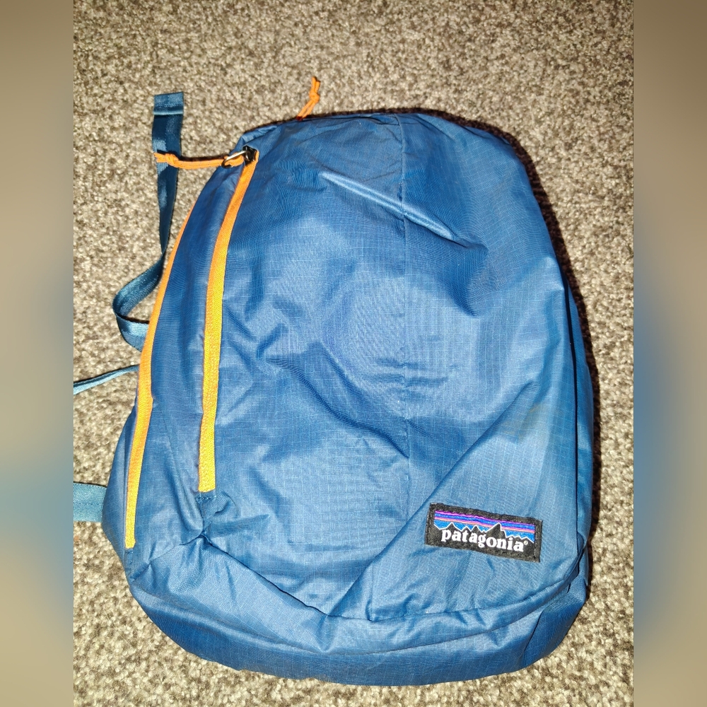 Patagonia Ultralight Black Hole Sling Bag 8L